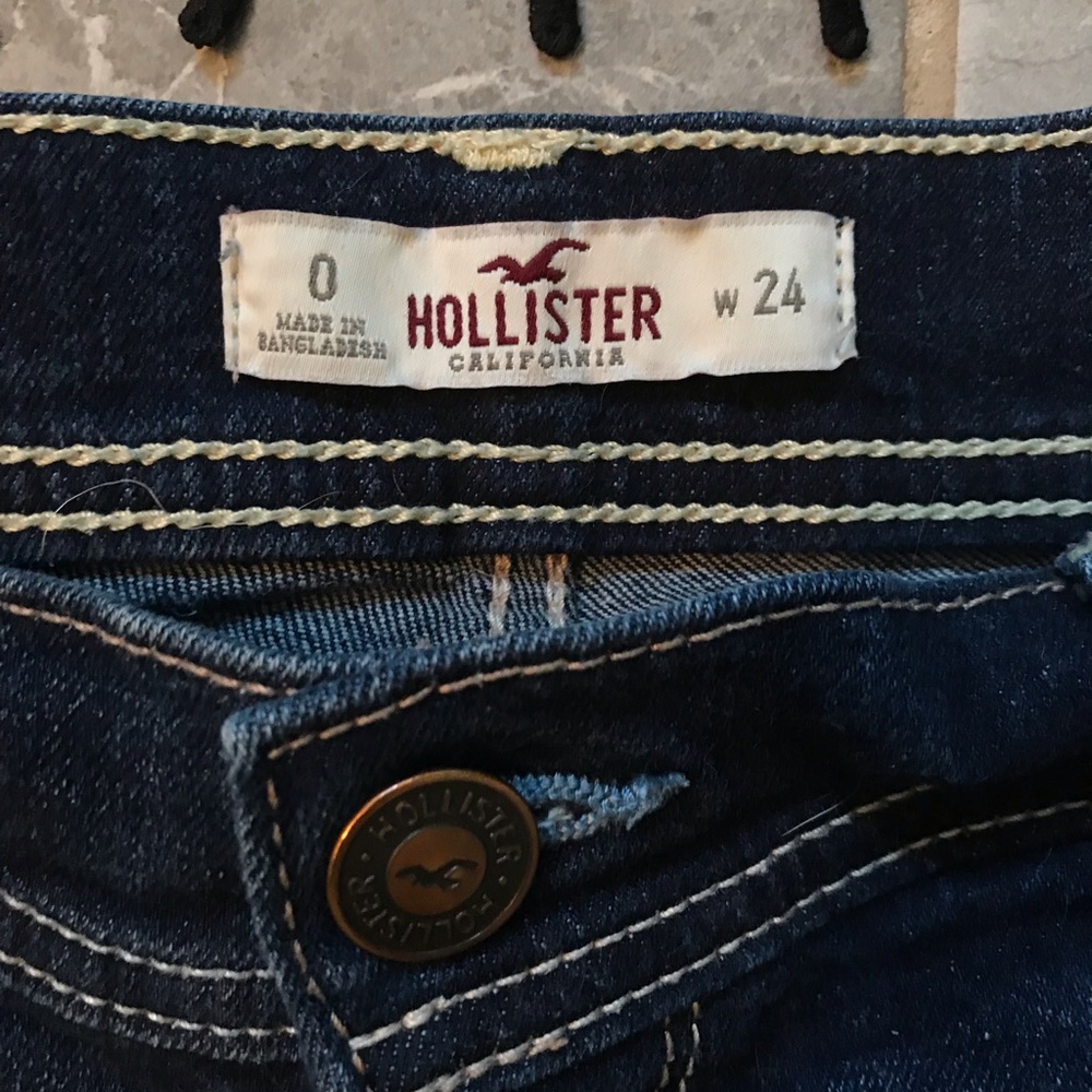 Hollister dark wash shorts - Picture 2 of 5